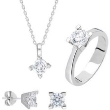 Necati Gün 4 Tırnaklı Round Kesim Starlight Diamond Gümüş Takım