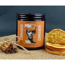 Stworkshop Cinnamon: Tarçın Aromalı Ahşap Fitilli Dekoratif ve Meditatif Mum - 390GR Özel Tasarım Etiket