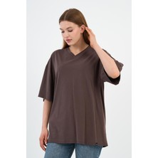 V Yaka Oversize T-Shirt (E24-742A-WN)