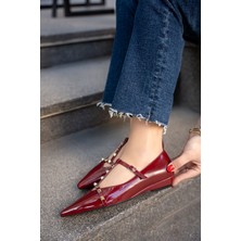 Pasko Rugan Tokalı Sivri Burunlu Zımba Detaylı Kadın Babet