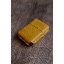 Cactus Hakiki Deri Kılıflı Zippo Benzinli Çakmak ,tamamen El Işi Üretim Sarı Renkli