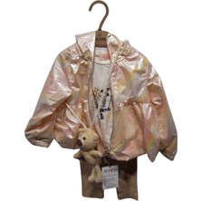 Belirtilmemiş RAINCOAT AYICIK AKSESUARLI KIZ TAKIM