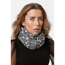 Jakarlıdokuma Kadın Boyunluk