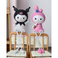 Elifeshop My Melody Kuromi  Ayakları Sallanan 2'li Biblo Seti Dekoratif Ürün Ofis Yeni Yıl Doğum Günü si