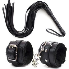 Fantezi Kelepçe ve Kırbaç