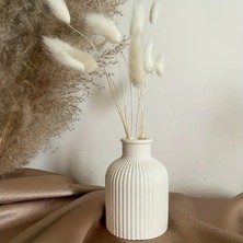 Minimalist Çizgili Şerit Detaylı Vazo