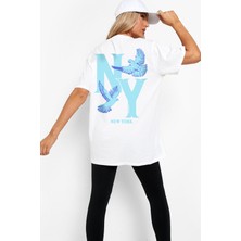 Rock&Roll Ny Güvercinleri Beyaz Oversize Arka Baskılı Kısa Kollu Kadın T-Shirt