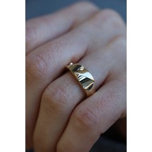 Yenigün Kuyumculuk 14 Ayar Altın Taşsız Modern Tarz Yüzük