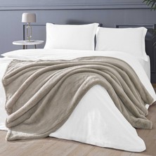 Linens Mathie Throw / Tv Battaniyesi Vizon