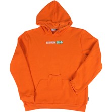 Hoodie / Pouch & Chill