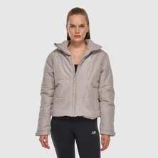 New Balance WNJ3427 Gri Kadın Mont Yelek Modern Kesim ve Konforlu Tasarım