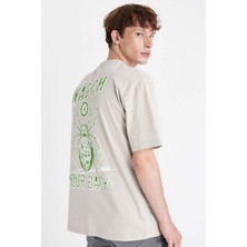 DeFacto Oversize Geniş Kalıp Bisiklet Yaka Sırt Baskılı Kısa Kollu Tişört C5678AX24HS