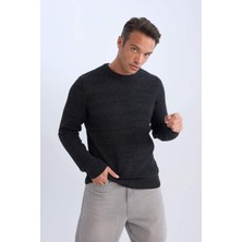 DeFacto Standart Fit Normal Kesim Bisiklet Yaka Dokulu Basic Düz Triko Kazak R1175AZ24WN