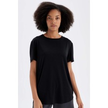 DeFacto Oversize Geniş Kalıp Bisiklet Yaka Sporcu Modal Kısa Kollu Tişört B5536AX24AU