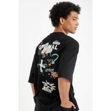 DeFacto %100 Pamuk Siyah Loose Fit Bisiklet Yaka Sırt Baskılı Kısa Kollu Tişört B8949AX24AU