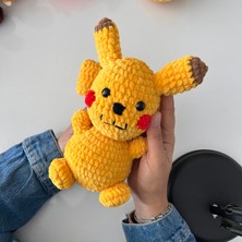 Marifetli Tığım Amigurumi Örgü Kadife Pilachu Oyuncak / Elişi Oyuncak / Uyku Arkadaşı