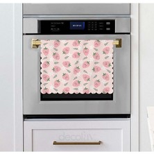 Pastel Pembe Tatlı Çilekler Desenli Lazer Kesim Kumaş Fırın Örtüsü