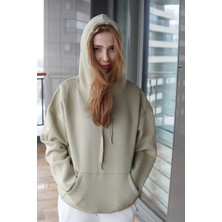 Oversize Geniş Kalıp Kapüşonlu Kanguru Cepli Kalın Basic Düz Sweatshirt