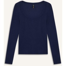 DeFacto Slim Fit Dar Kesim Basic Düz Fitilli Kaşkorse Uzun Kollu Tişört E5768AX25SP