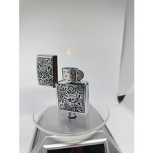 Minik Shop Akrilik Desen Yandan Kapaklı Gazlı Çakmak Gümüş