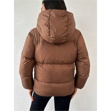 Kadın Kapüşonlu Şişme Mont - Kahve