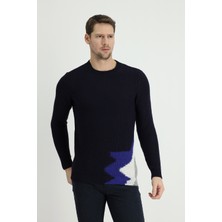 Bisiklet Yaka Slim Fit Dar Kesim Yünlü Desenli Triko Kazak