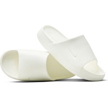 Nike Beyaz Terlik Nike Calm Slide Kaymaz Taban ile Spor ve Plaj Kullanımı için İdeal