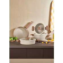 Lavonni 22 Cm Derin Silikon Kenarlı Cam Kapak Granit Tencere - Kahverengi