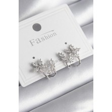 Clariss Pirinç Gümüş Renk Zirkon Taşlı Çiçek Model Kadın Küpe