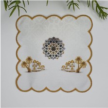 Decofav Altın Palmiye Ağaçları ve Islami Motif Tasarımlı Nakış Kenar Kokteyl Peçetesi 1 Adet