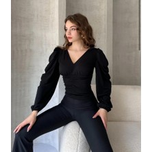 Öpücük Yaka Prenses Kol Crep Bluz