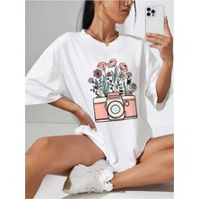 Mercoledi Fotoğraf Makinası Baskılı Oversize T-Shirt Salaş Boyfirend