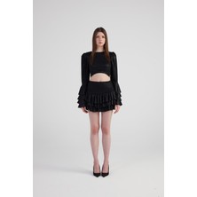 Holly Lolly Parlak Kumaşlı Fırfırlı Etek Bluz Yensia Takım Siyah