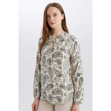 DeFacto Regular Fit Bağcıklı Yaka Desenli Uzun Kollu Bluz N1809AZ25SP