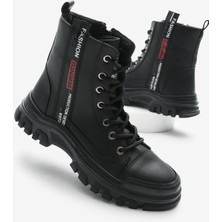 Tonny Black Kadın Siyah Cilt Termo Taban Yanı Şerit Yazılı Bağcıklı ve Fermuarlı Bot