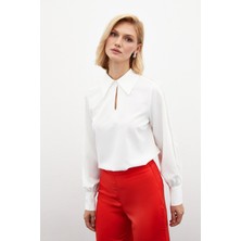 Sateen Kolları Inci Detaylı Bluz - Ekru