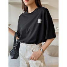 Mercoledi Siyah Life Baskılı Oversize T-Shirt