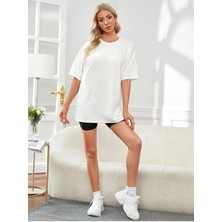 Mercoledi Kadın Beyaz Oversize Basic T-Shirt