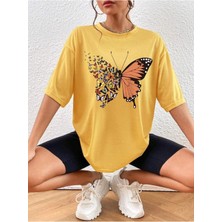 Mercoledi Sarı Kelebek Baskılı Kadın Oversize T-Shirt Salaş Boyfirend