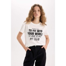 DeFacto Regular Fit Bisiklet Yaka Baskılı Kısa Kollu Tişört D9599AX25SM