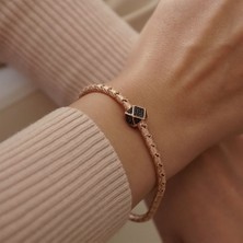 Altıntaş Jazibee Özel Koleksiyon Siyah Taşlı Helezon Altın Bileklik