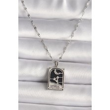 Skygo 316L Çelik Gümüş Renk Zirkon Taşlı  Ay Figürlü Taror Model Kadın Kolye - TJ-BKO9685