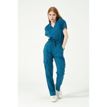 Pratik Medikal Turkuaz Likralı Scrubs Kargo Cep Doktor Hemşire Forması Yarasa Kol Takım