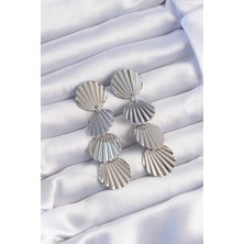 Sinerji Shop Pirinç Gümüş Renk Deniz Kabuğu Model Sallantılı Küpe - TJ-BKP9247