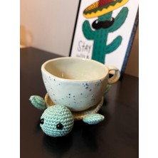 El Yapımı Amigurumi Kaplumbağa Motifli Bardak Altlığı