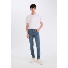 DeFacto Carlo Skinny Fit Ekstra Dar Kalıp Normal Bel Ekstra Dar Paça Jean Pantolon A6943AX25SP
