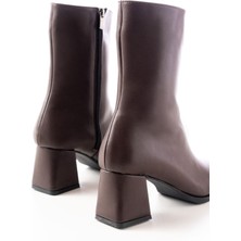 Ceylin Moda MSK-032 Kahve Topuklu Fermuarlı Kadın Bot