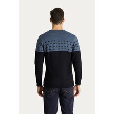 Bisiklet Yaka Slim Fit Dar Kesim Desenli Triko Kazak