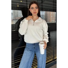 Gülseli Dik Yaka Yarım Fermuarlı Şardonlu Kadın Sweatshirt