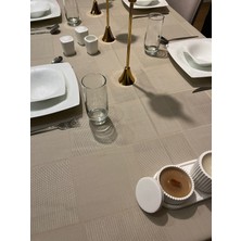 Zeren Home Dertsiz Masa Örtüsü Kapuçino